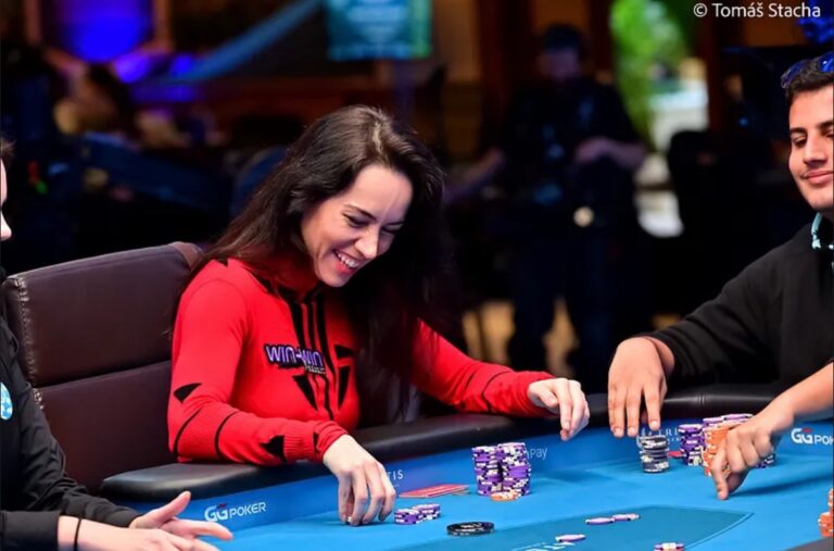 Liv-boeree-playing-wsop-paradise