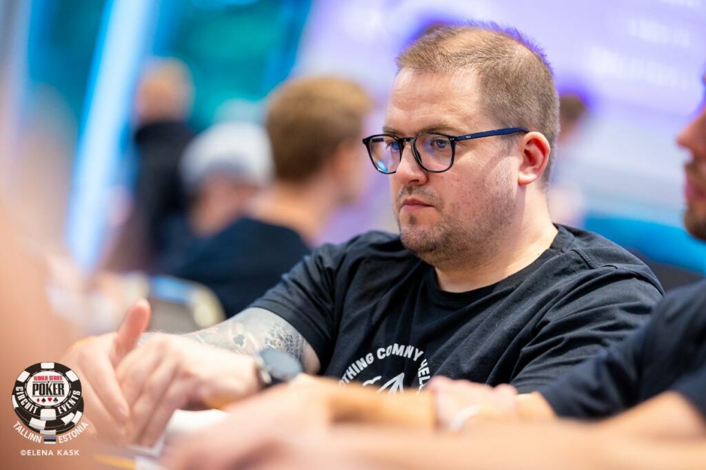 WSOPCTallinn2025MainEvent(Day1d)JarnoMikaelTuomi(1) – Kuvia taistelukentältä