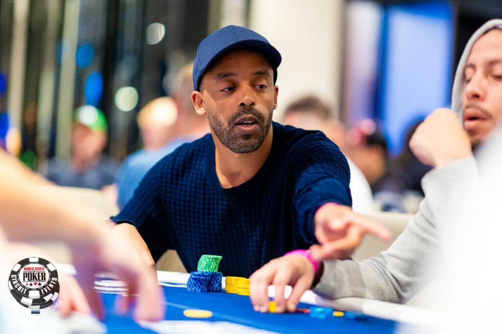 WSOPCTallinn2025MainEvent(Day2)AkliluLaitinen(1) – Nyt selvästi alle 200 pelaajaa
