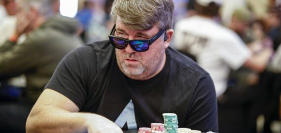 From Boom to Bubble: Chris Moneymaker Bubbles WSOP Main Event as 533 Players Advance