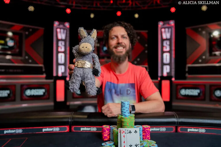 2024 WSOP: Vitch Dominates $1,000 PLO Final Table for Third Bracelet Win