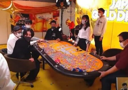 Tilted Poker Player Flips Over The Table Live on Stream