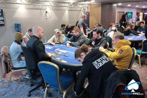 Only 6 Players Remain in €50