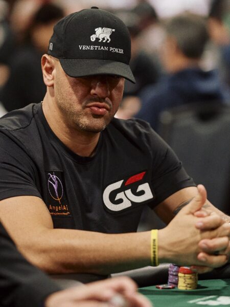 Five WSOP Main Event Champions Make it Through Day 2abc – Can Michael Mizrachi Make it a Double?
