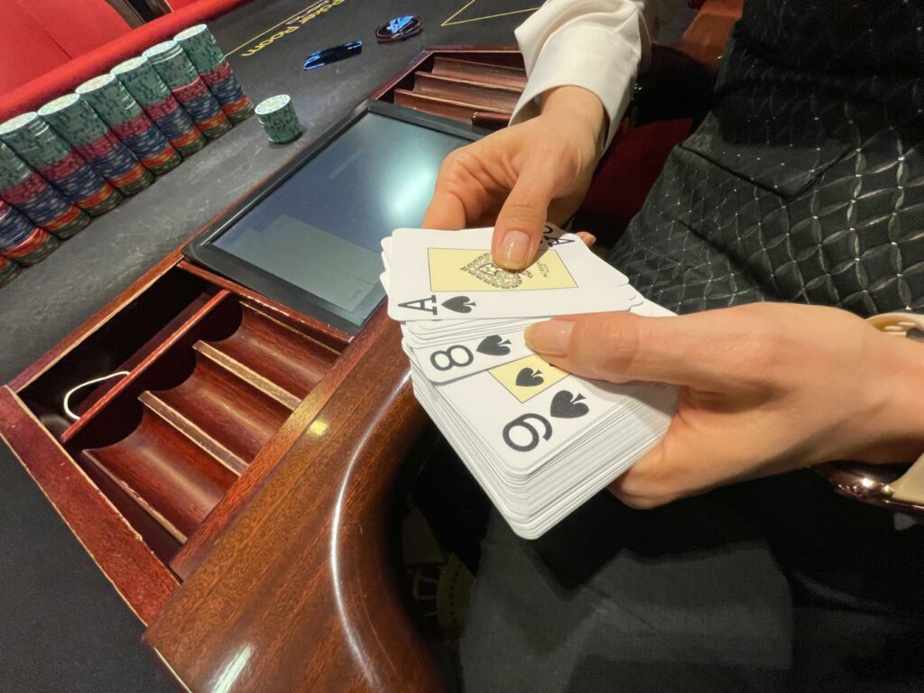 Perla Poker Room