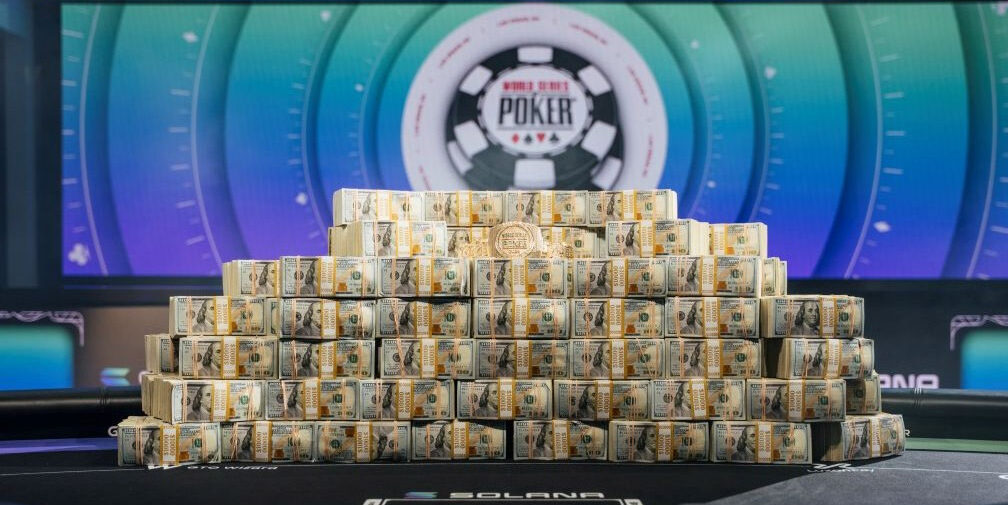 Ryuta Nakai Leads Heading into Day 2 of WSOP Main Event; Bracelet Winners and Reigning Champion in the Mix